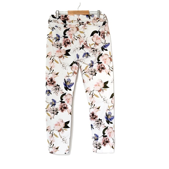 7 For All Mankind JEN7 Floral Cropped Skinny Jeans Capri Ankle — Size 8 - Picture 6 of 10